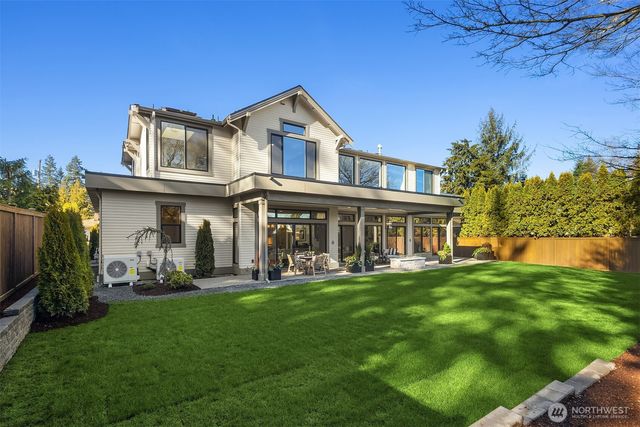 7824 131st Avenue NE, Kirkland, WA 98033