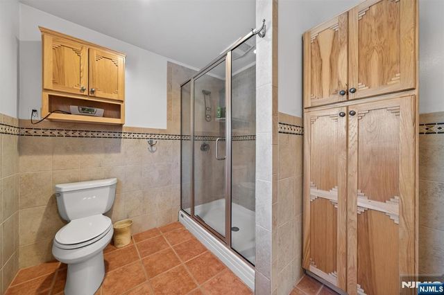 229 Rockland Avenue, River Vale, NJ 07675