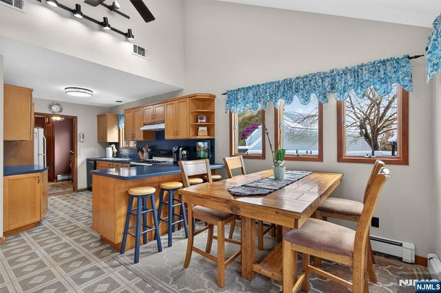 229 Rockland Avenue, River Vale, NJ 07675