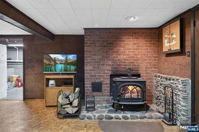 229 Rockland Avenue, River Vale, NJ 07675