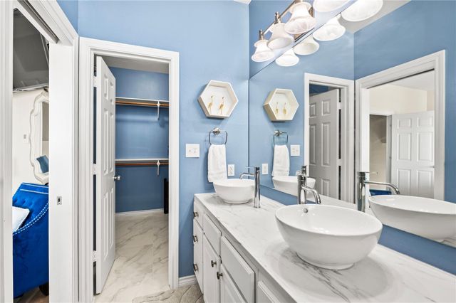 18902 Shaman Drive, Galveston, TX 77554