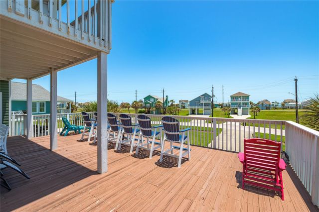 18902 Shaman Drive, Galveston, TX 77554