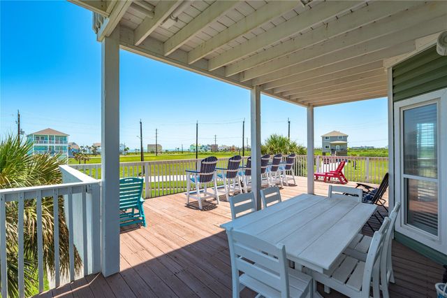 18902 Shaman Drive, Galveston, TX 77554
