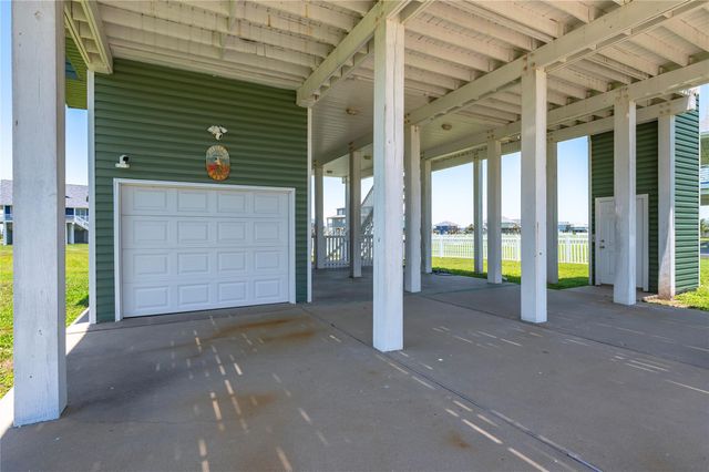 18902 Shaman Drive, Galveston, TX 77554