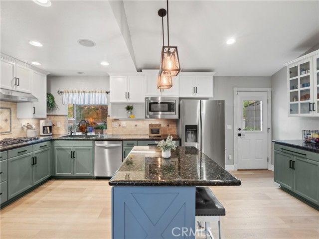 28331 Royal Road, Castaic, CA 91384