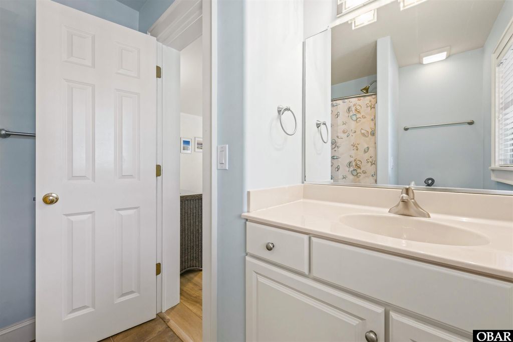 Image 16 of property listing at 114 Flight Drive, Duck, NC 27949