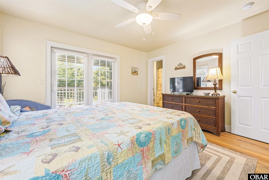 Image 18 of property listing at 114 Flight Drive, Duck, NC 27949