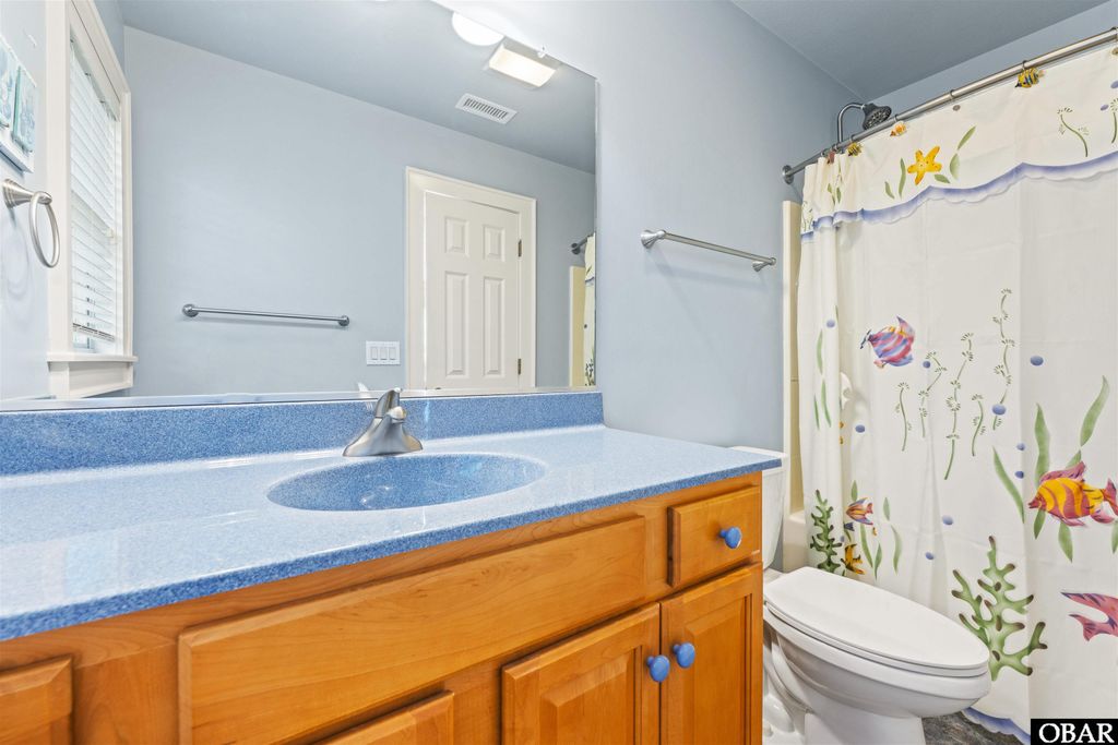 Image 31 of property listing at 114 Flight Drive, Duck, NC 27949