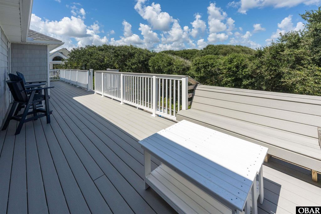 Image 44 of property listing at 114 Flight Drive, Duck, NC 27949