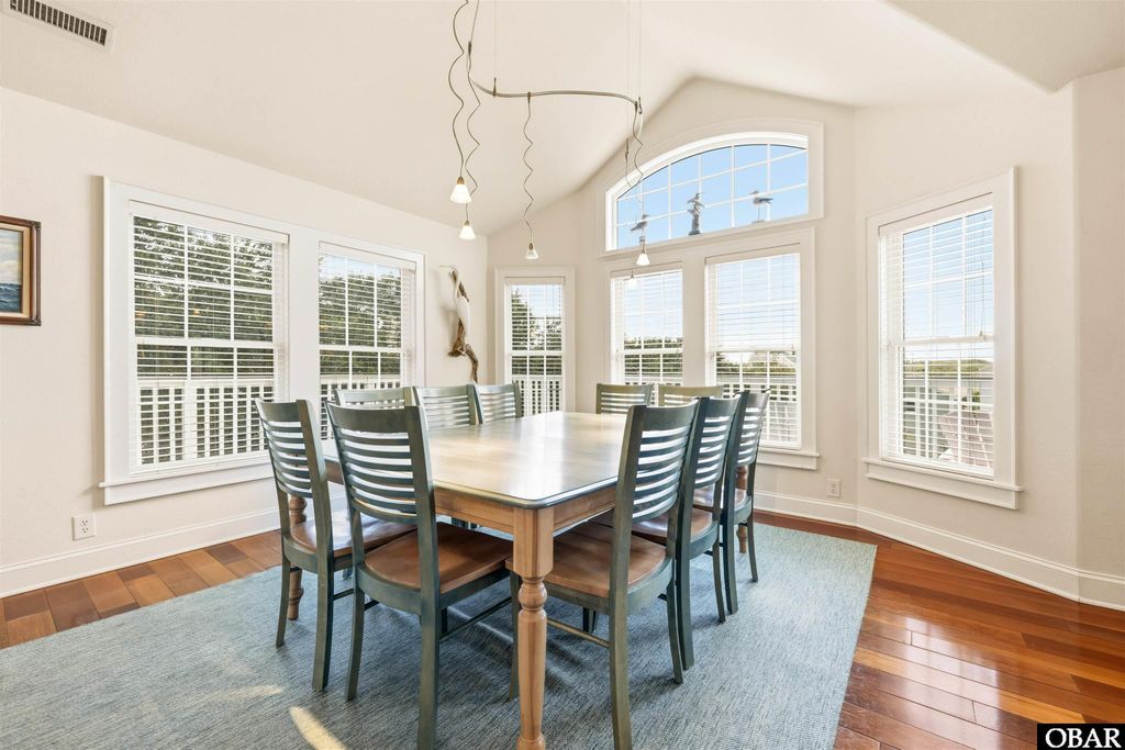 Image 8 of property listing at 114 Flight Drive, Duck, NC 27949