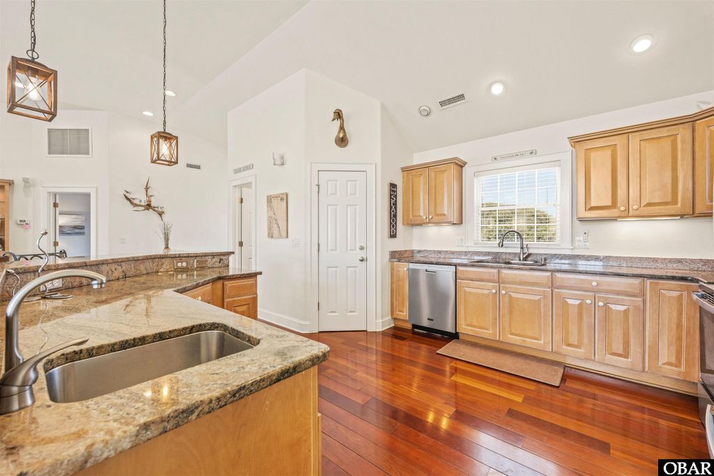 Image 10 of property listing at 114 Flight Drive, Duck, NC 27949