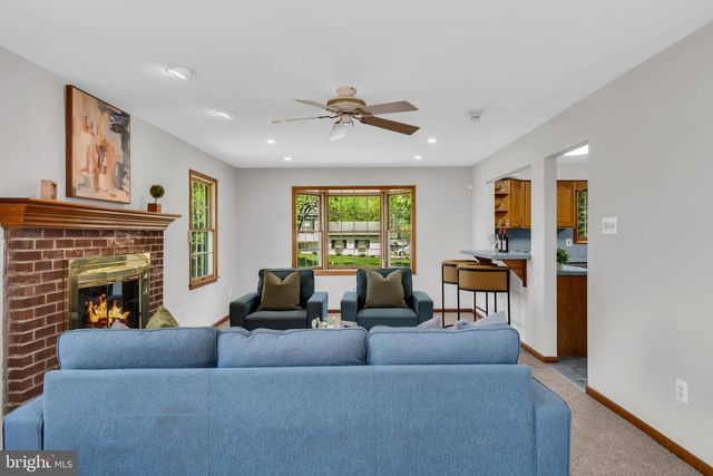 52 HAWKIN RD, Medford, NJ 08055