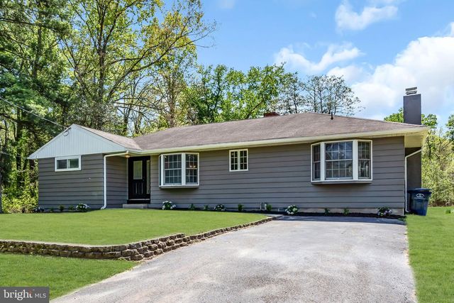 52 HAWKIN RD, Medford, NJ 08055