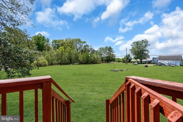 52 HAWKIN RD, Medford, NJ 08055