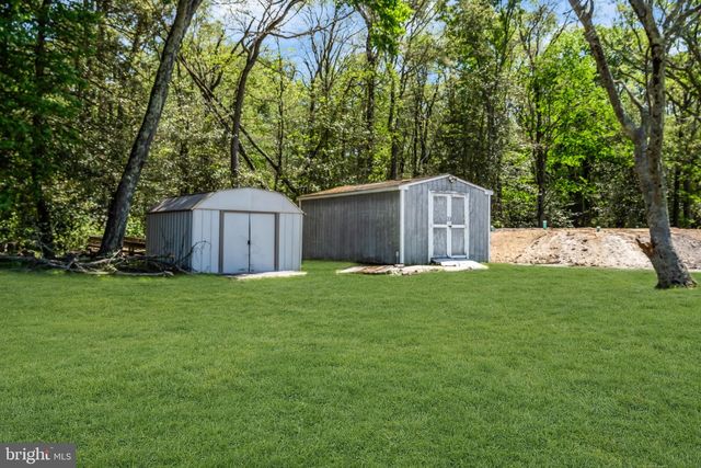52 HAWKIN RD, Medford, NJ 08055