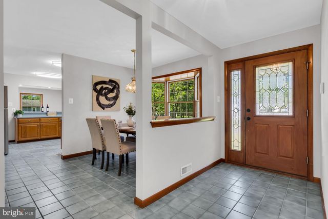 52 HAWKIN RD, Medford, NJ 08055