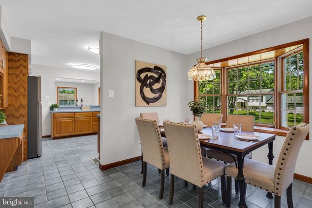 52 HAWKIN RD, Medford, NJ 08055