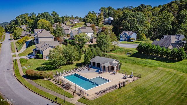 29 Azalea Ridge Ridge, Johnson City, TN 37601