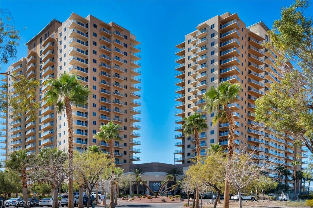 8255 Las Vegas Boulevard 719, Las Vegas, NV 89123
