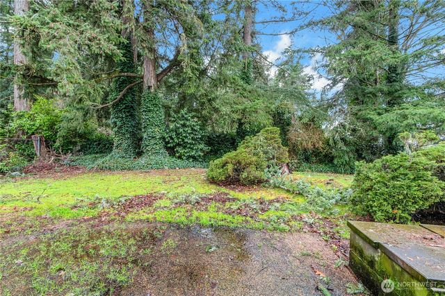 8214 Woodbourne Drive SW, Lakewood, WA 98499