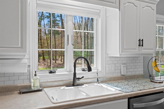 N1996 MAJESTIC PINES CIRCLE, Wautoma, WI 54982