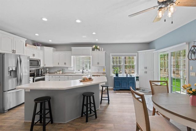 N1996 MAJESTIC PINES CIRCLE, Wautoma, WI 54982