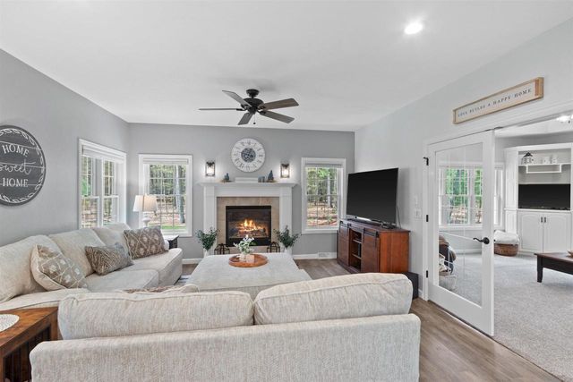 N1996 MAJESTIC PINES CIRCLE, Wautoma, WI 54982
