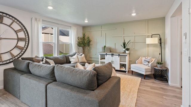 1101 E L St, Deer Park, WA 99006