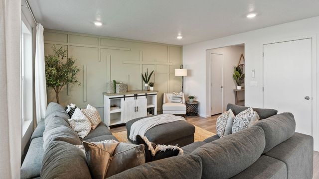 1101 E L St, Deer Park, WA 99006