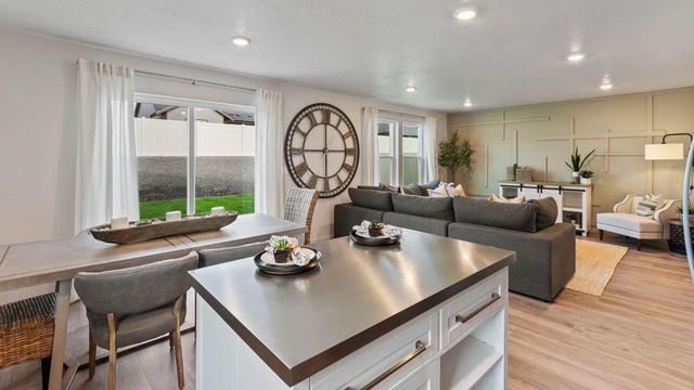 1101 E L St, Deer Park, WA 99006
