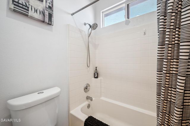 3537 Fairgreen Lane, Palmdale, CA 93551