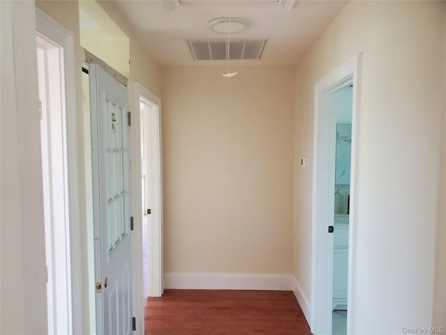 529 Maple Avenue Second Floor, Uniondale, NY 11553