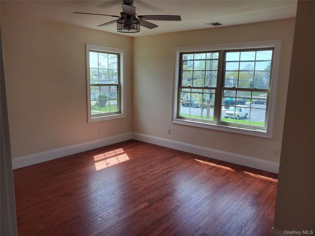 529 Maple Avenue Second Floor, Uniondale, NY 11553