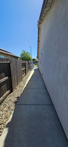 9290 Brock Ct, Live Oak, CA 95953