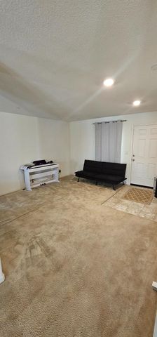 9290 Brock Ct, Live Oak, CA 95953