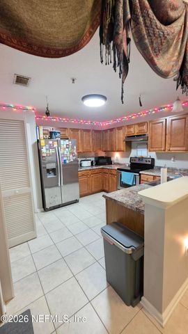 9536 ARMELLE Way 16, Jacksonville, FL 32257