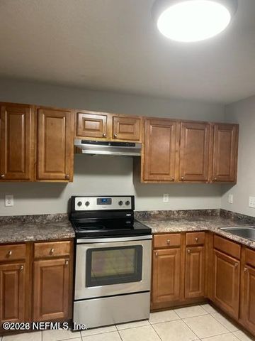 9536 ARMELLE Way 16, Jacksonville, FL 32257