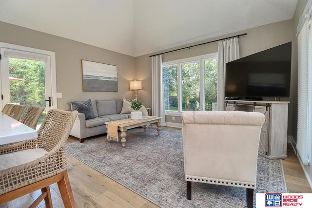 6555 Pheasant Run Place, Lincoln, NE 68516