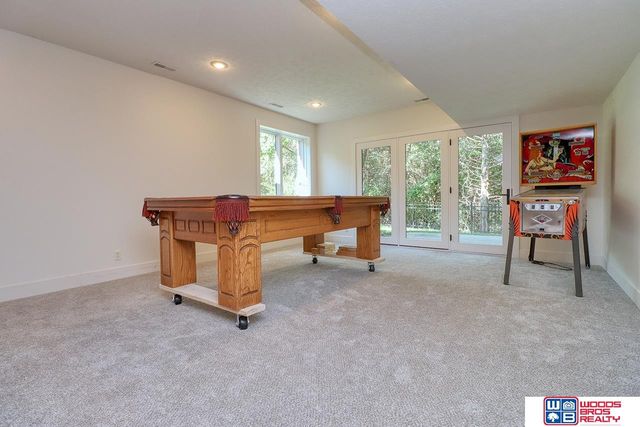 6555 Pheasant Run Place, Lincoln, NE 68516
