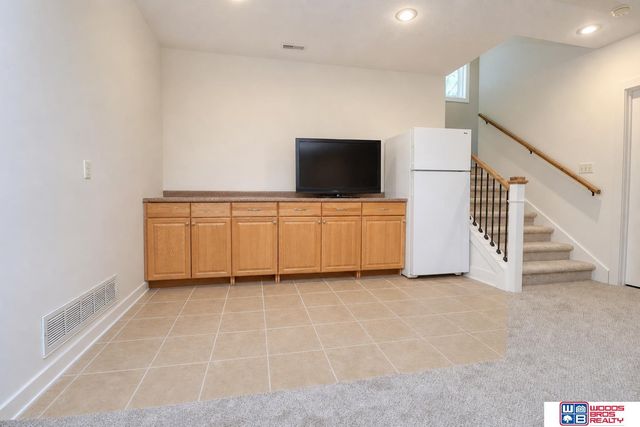 6555 Pheasant Run Place, Lincoln, NE 68516