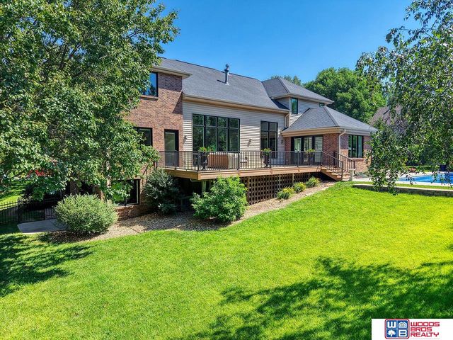 6555 Pheasant Run Place, Lincoln, NE 68516
