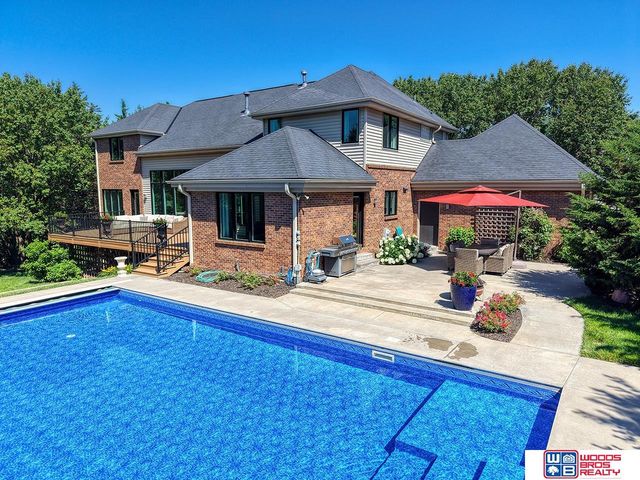 6555 Pheasant Run Place, Lincoln, NE 68516