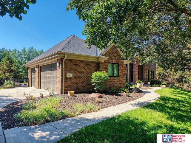6555 Pheasant Run Place, Lincoln, NE 68516