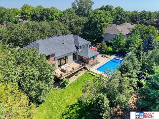 6555 Pheasant Run Place, Lincoln, NE 68516
