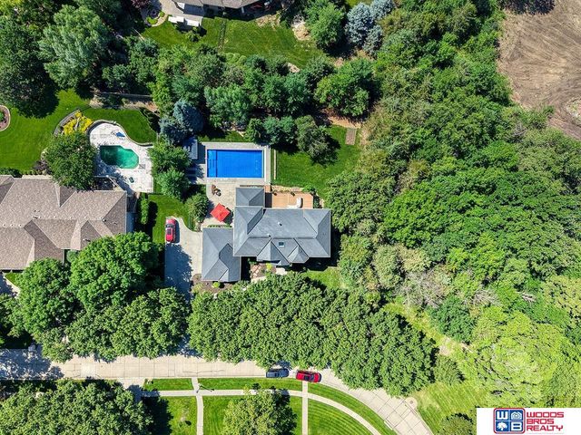 6555 Pheasant Run Place, Lincoln, NE 68516