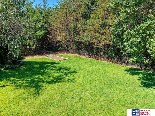6555 Pheasant Run Place, Lincoln, NE 68516