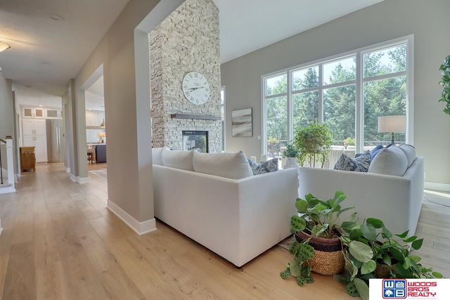 6555 Pheasant Run Place, Lincoln, NE 68516