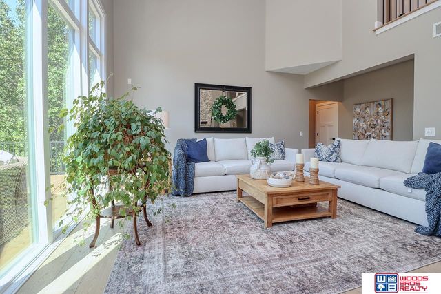 6555 Pheasant Run Place, Lincoln, NE 68516