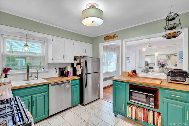 2642 Clovermere Road, Oceanside, NY 11572