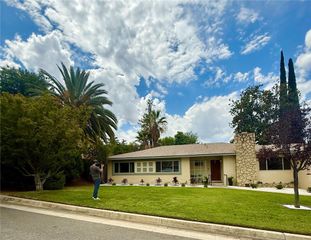 414 Via Vista Drive, Redlands, CA 92373